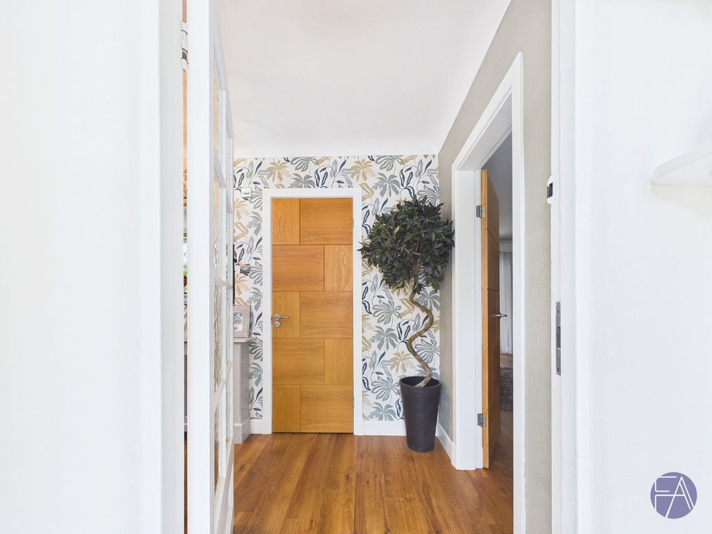 Property photo 3 of 25 5520146