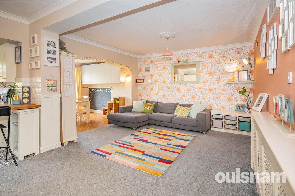 Property photo 3 of 30 Picture No. 44