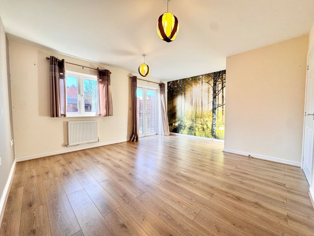 Property photo 3 of 13 Picture No. 24