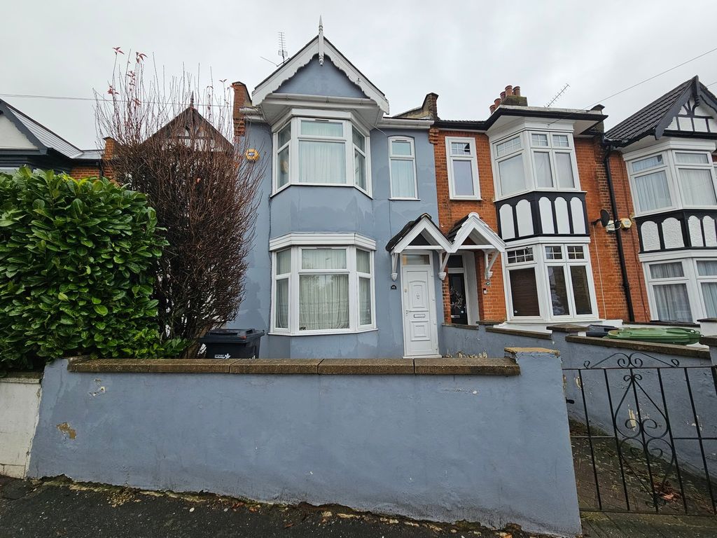 Property photo 1 of 20