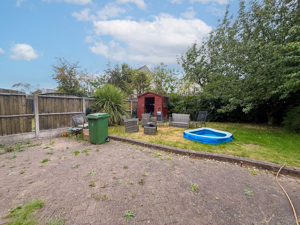 Property photo 3 of 14