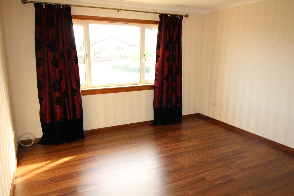 Property photo 3 of 8 080 (Copy)