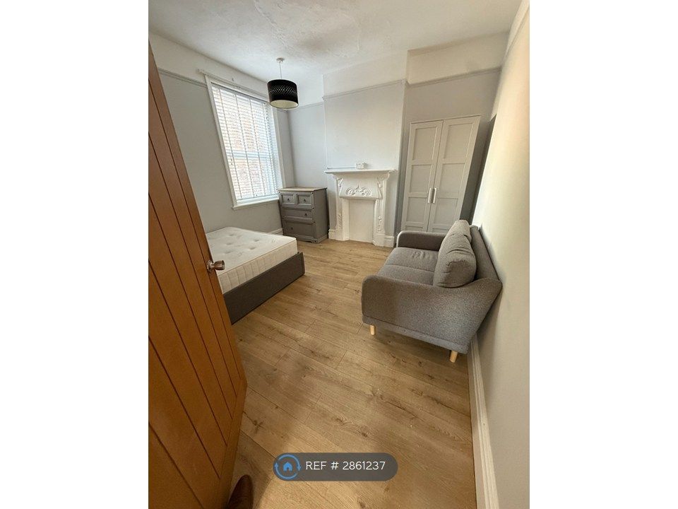 Property photo 3 of 3