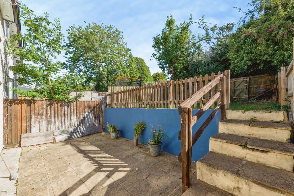 Property photo 3 of 16 Pbox-Img.Jpg
