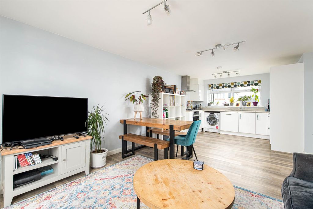 Property photo 3 of 13 Kitchen / Living Room