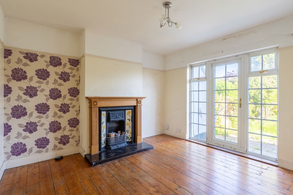 Property photo 2 of 14 4777203