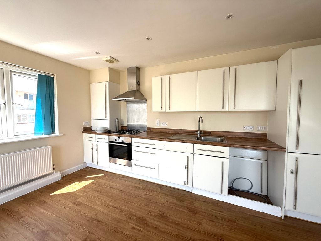 Property photo 2 of 8 Img_5915