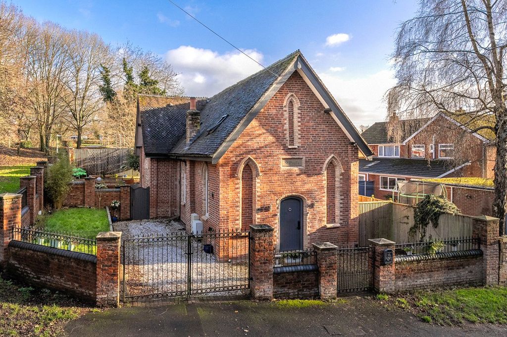 Property photo 1 of 49 Picture No. 90