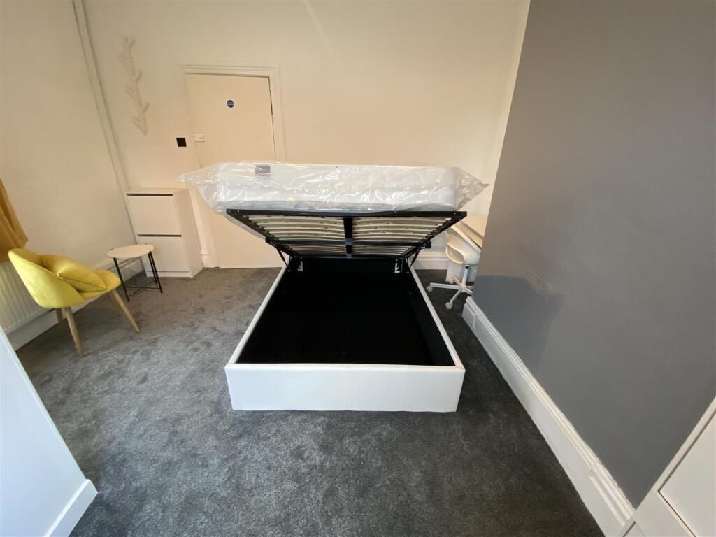 Property photo 2 of 14 R2 Mel 2.Jpeg