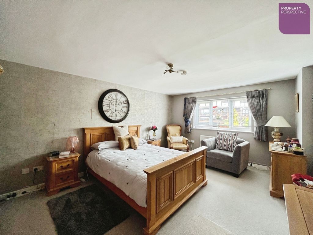 Property photo 1 of 26 Bedroom