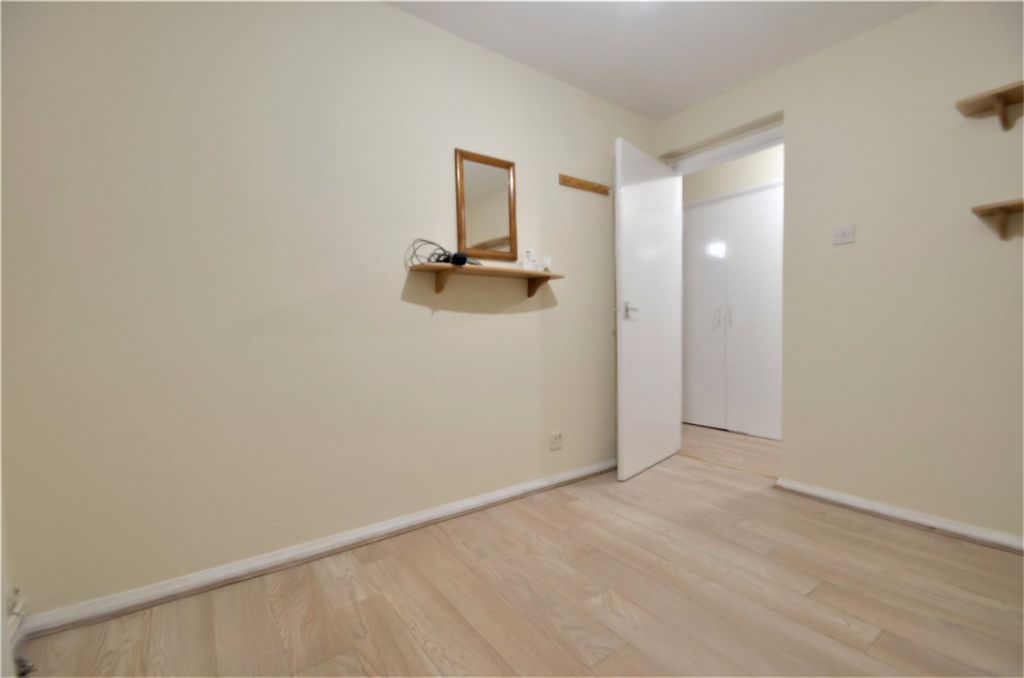 Property photo 3 of 12 Picture No. 16