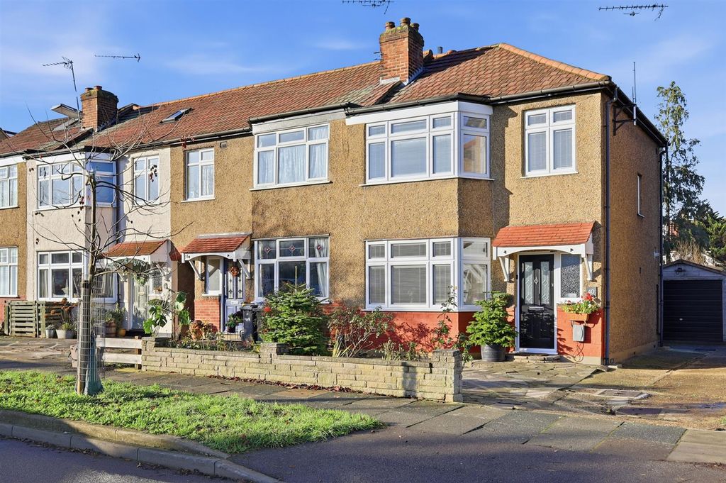 Property photo 1 of 18