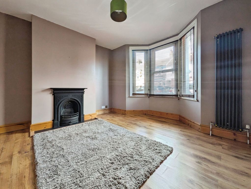 Property photo 2 of 18 Pbox-Img.Jpg