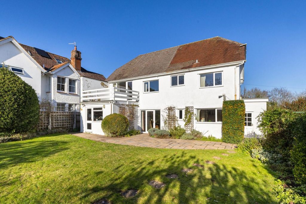 Property photo 1 of 22 100524_53 Bouverie Avenue-29_Low.Jpg