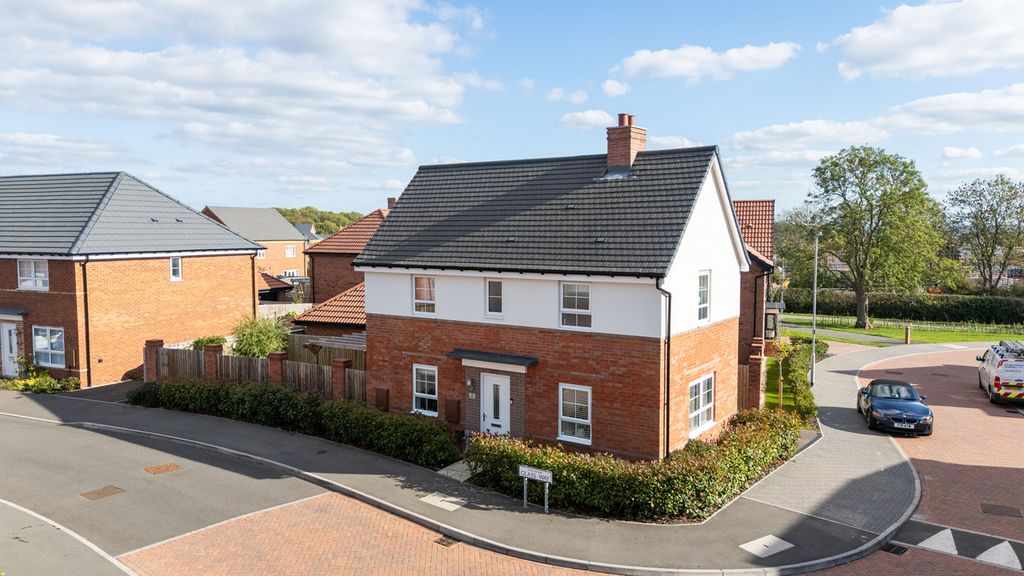 Property photo 3 of 10