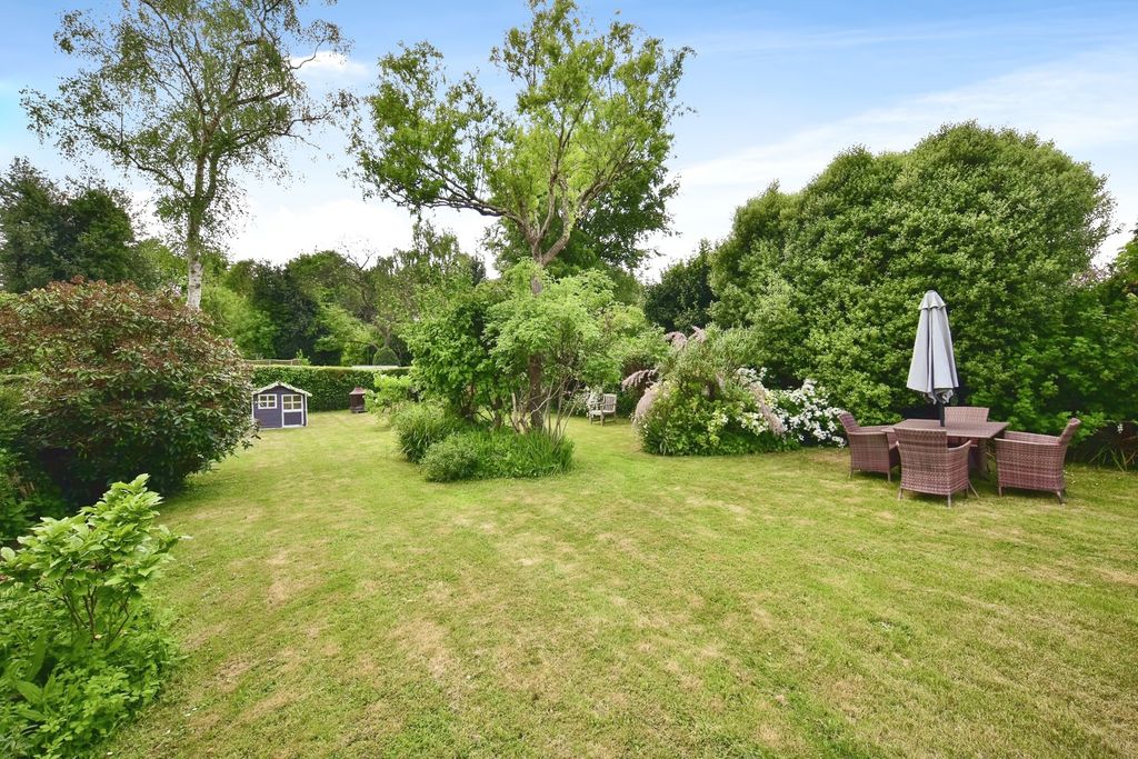 Property photo 3 of 18 Photo