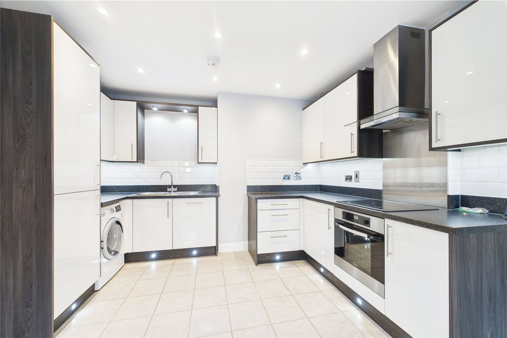 Property photo 2 of 8 Picture No. 03