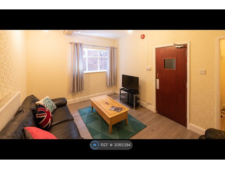 Property photo 2 of 11
