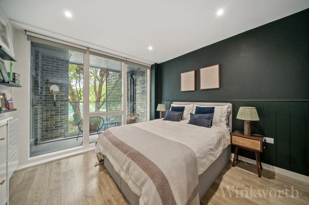 Property photo 3 of 12 Picture No. 15