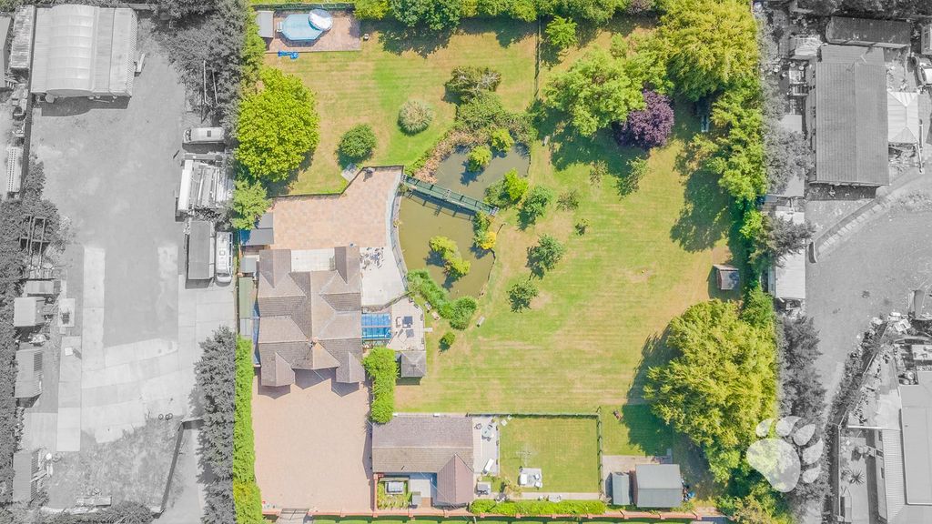 Property photo 2 of 59 Drones