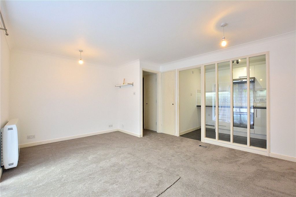 Property photo 3 of 9 Picture No. 15