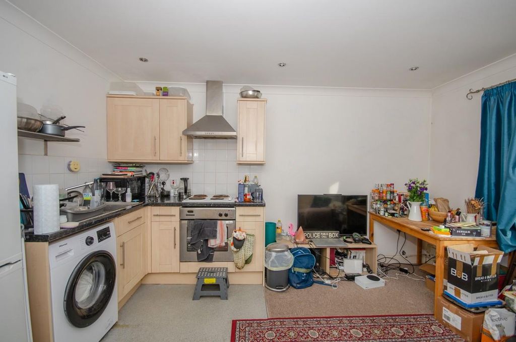 Property photo 3 of 11 Kitchen Area.Jpg