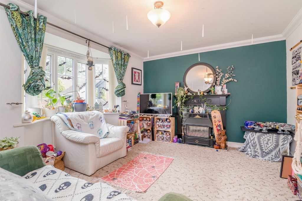 Property photo 3 of 22