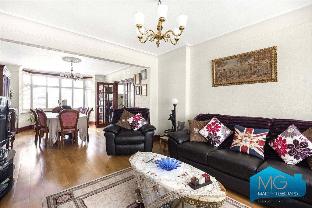 Property photo 3 of 33 Picture No. 27