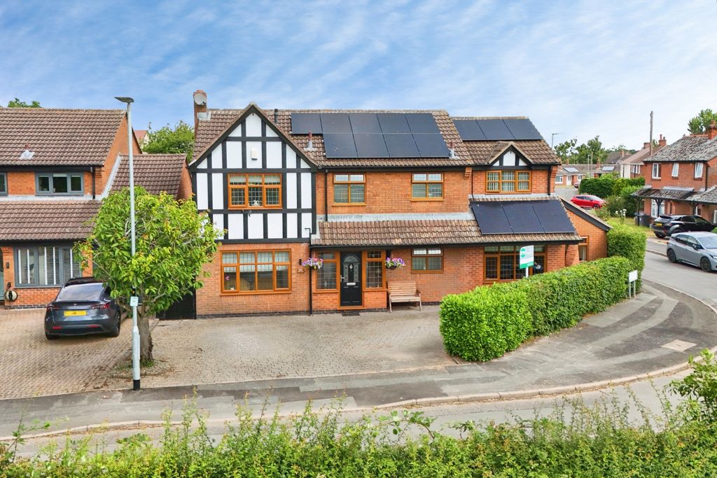 Property photo 1 of 38 6A32c775-Mw26-721