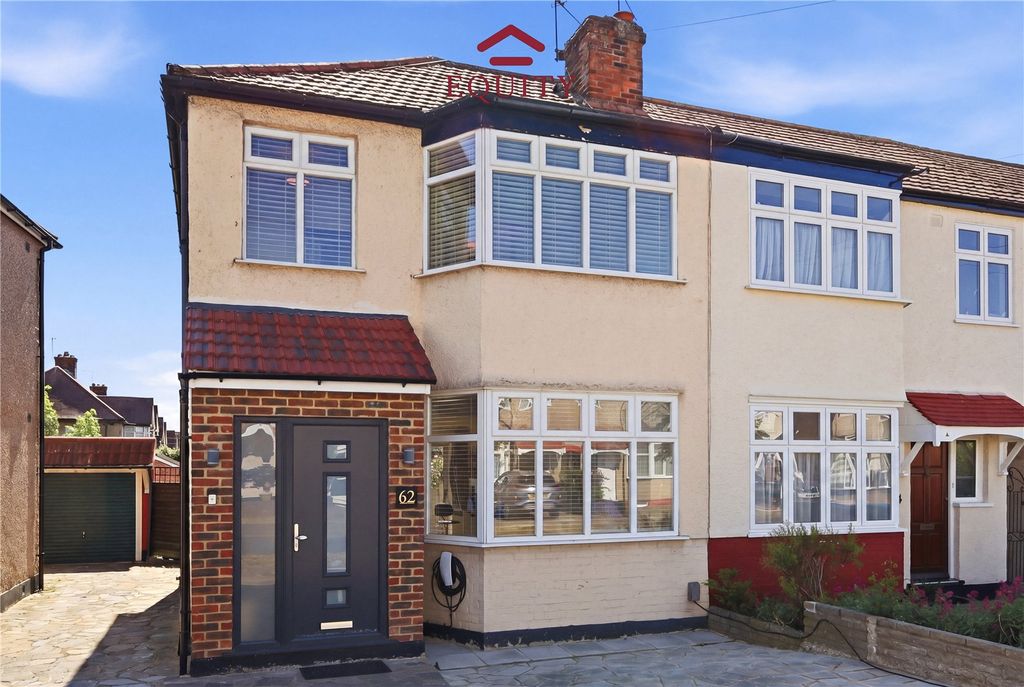 Property photo 3 of 34 Picture No. 05