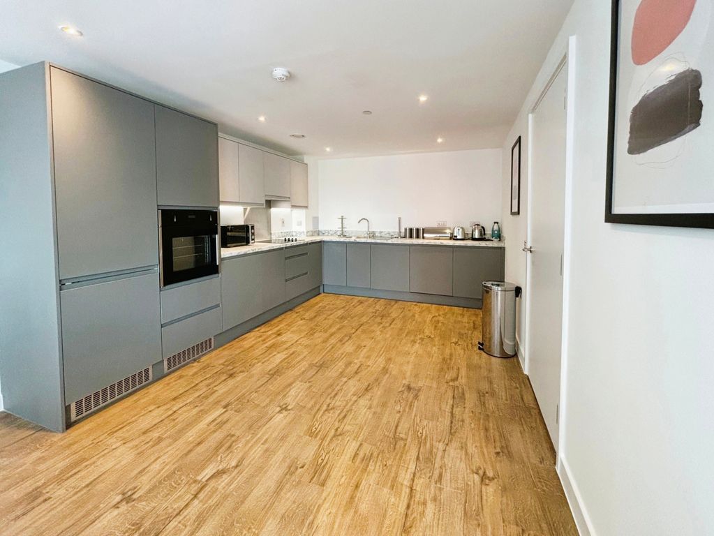 Property photo 3 of 18 d6Fa21B8-Img_4265