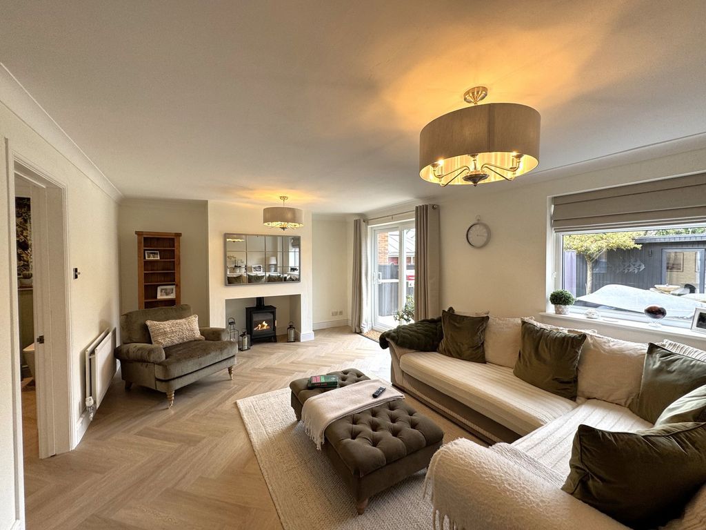 Property photo 2 of 15