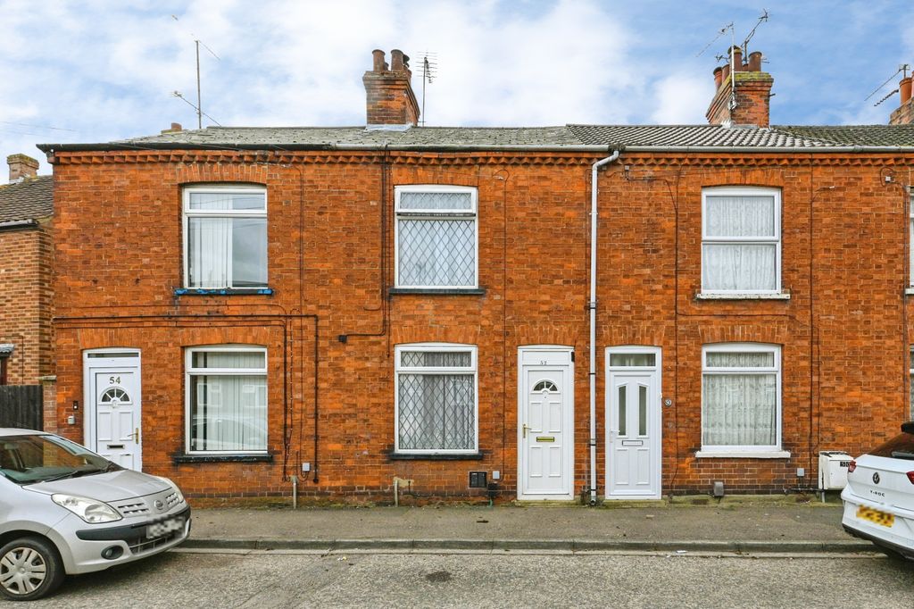 Property photo 2 of 17 52015