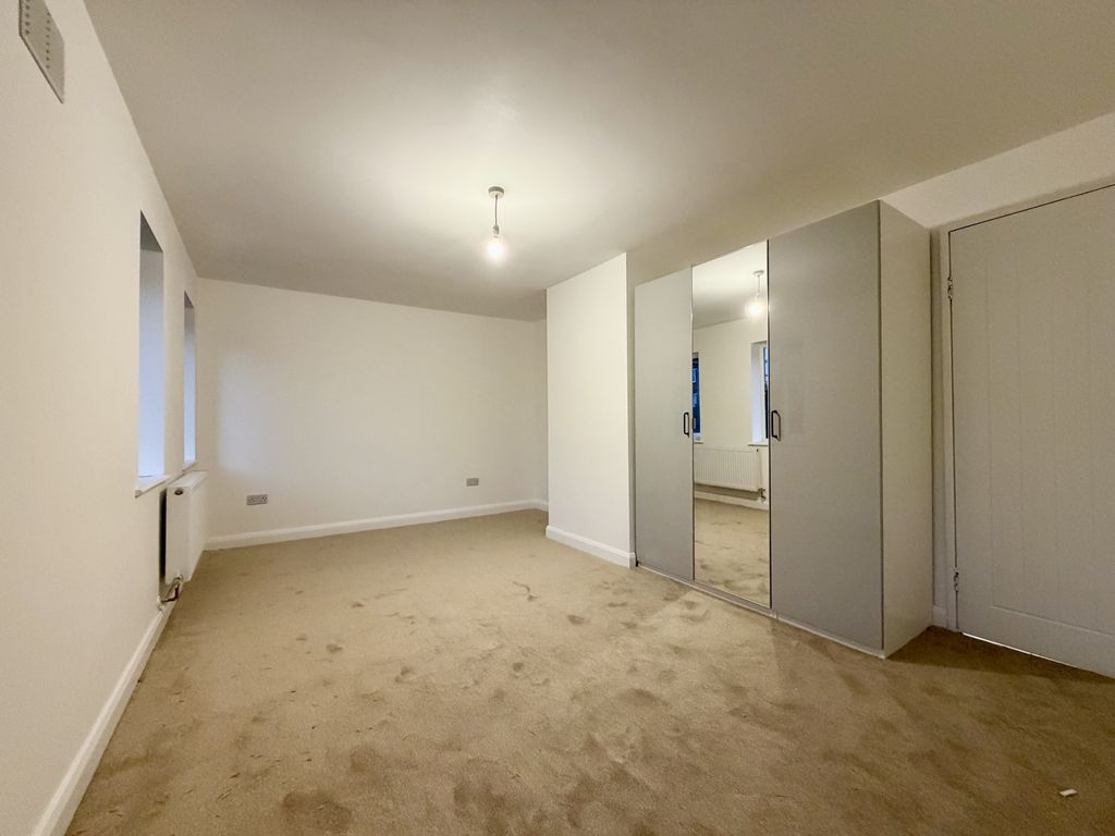 Property photo 3 of 13 Photo 5