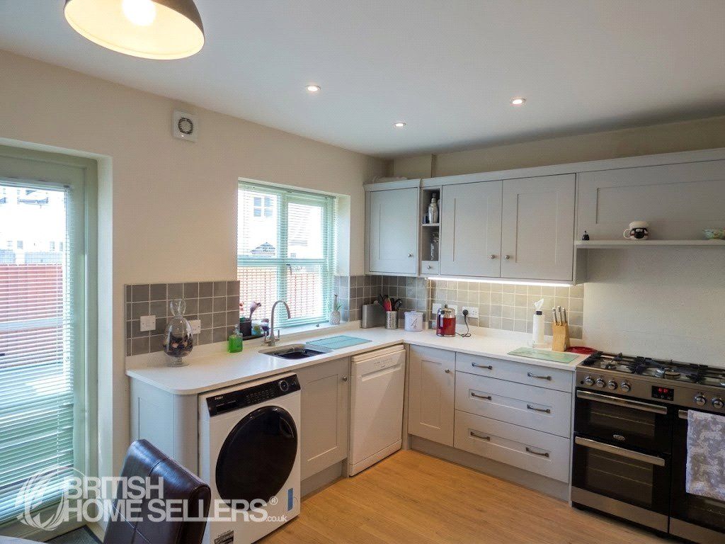 Property photo 3 of 19 Picture No. 17
