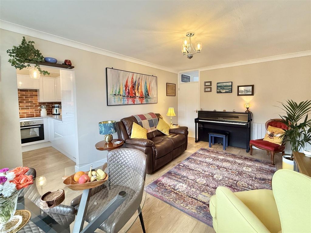 Property photo 2 of 17 Lounge__Diner.Jpeg