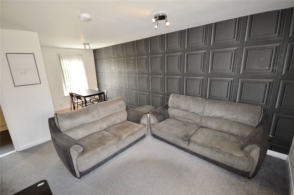 Property photo 1 of 8 Picture No. 01