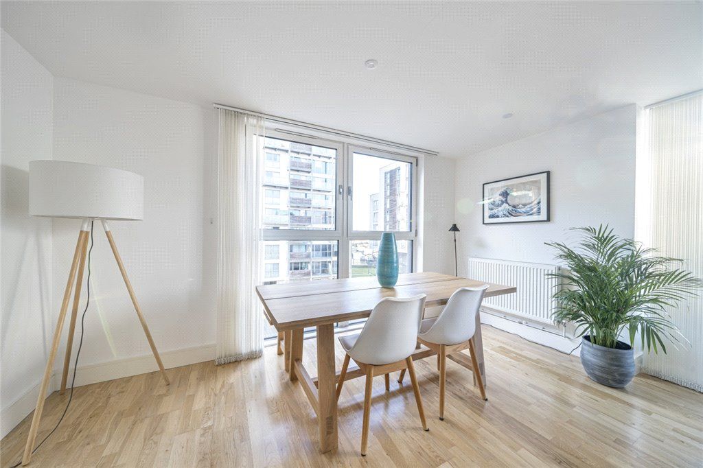 Property photo 2 of 14 Reception