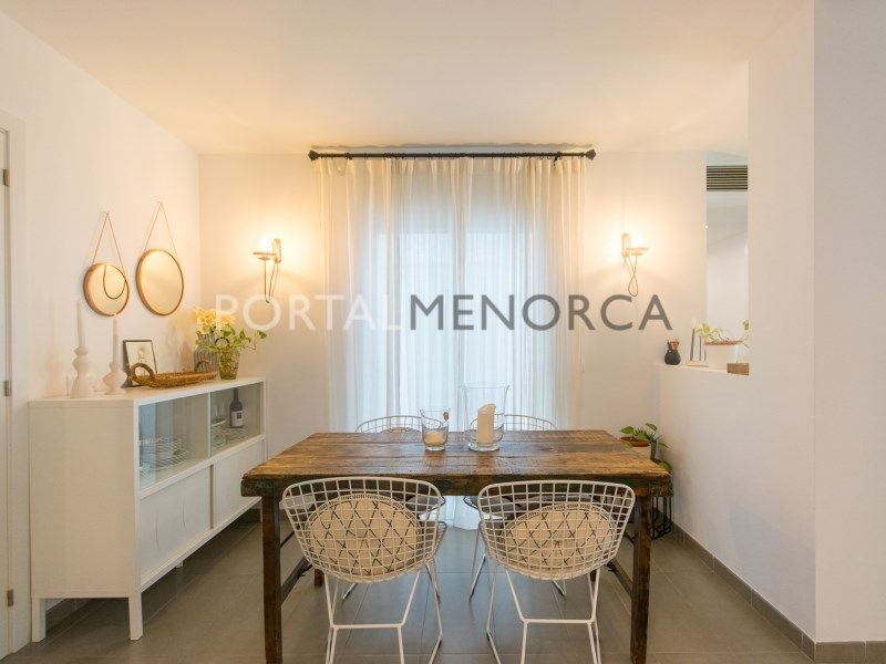 Property photo 3 of 42