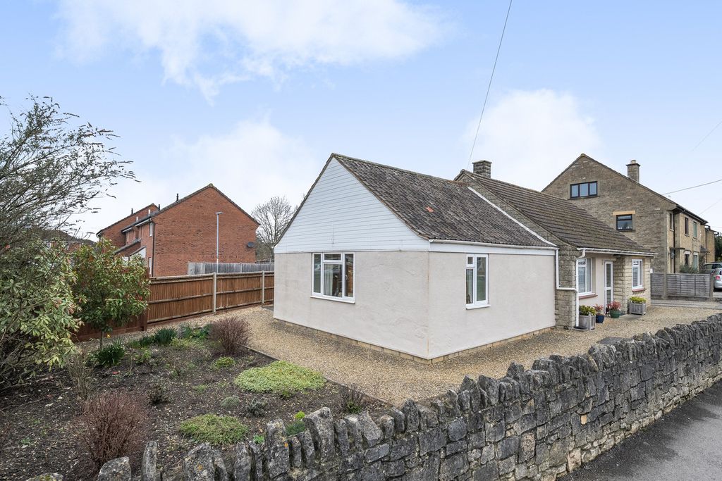 Property photo 3 of 20