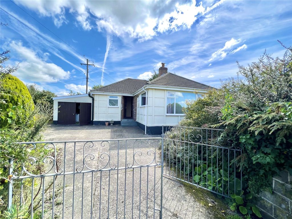 Property photo 1 of 19 Picture No. 01