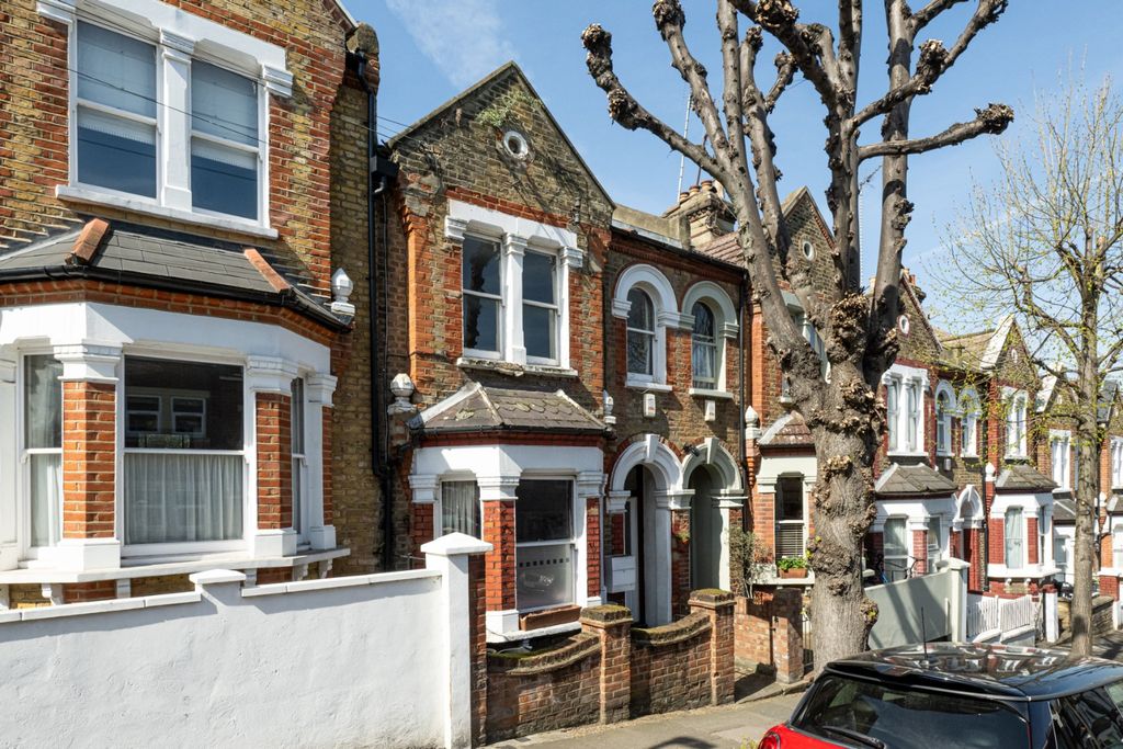 Property photo 2 of 31 5013794