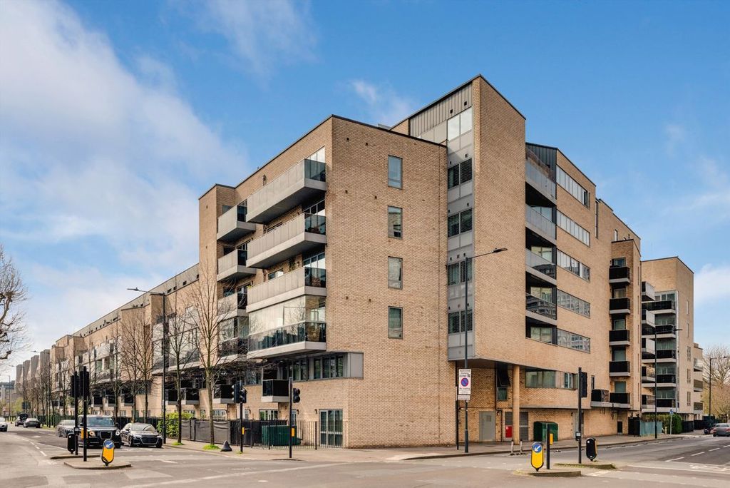 Property photo 1 of 6