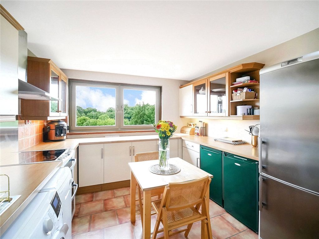 Property photo 3 of 21 Picture No. 10