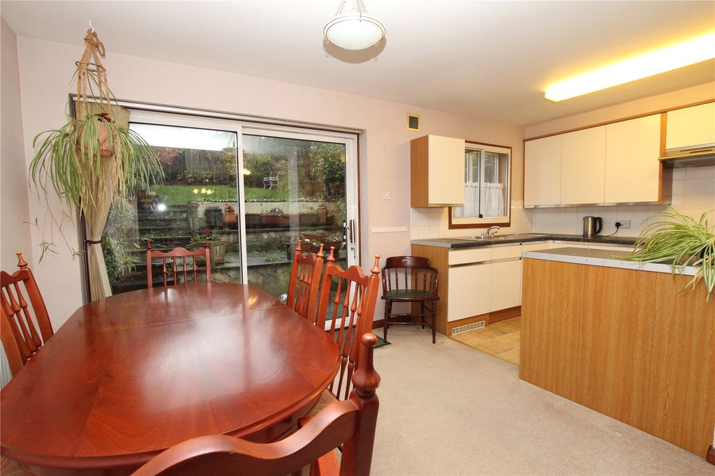 Property photo 3 of 19 Picture 3