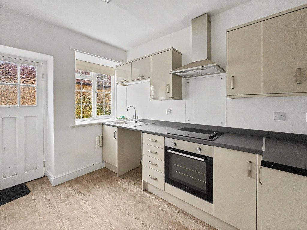 Property photo 3 of 13 Picture No. 26