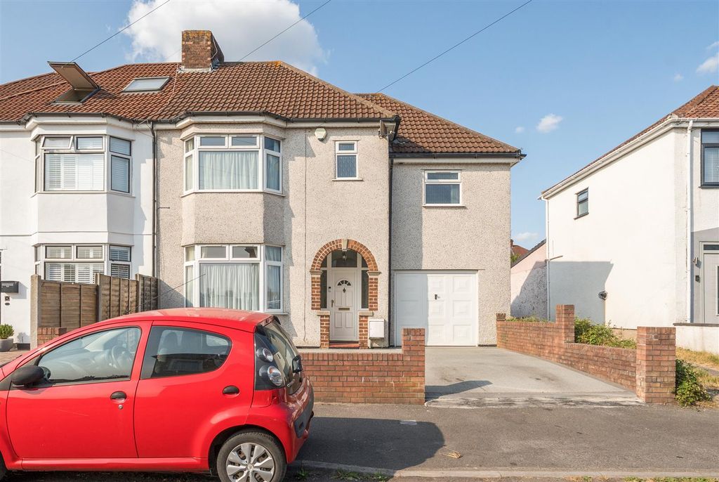 Property photo 1 of 18 1-6A5Fa085321B5-1496506-19F858B067406-1-1.Jpg