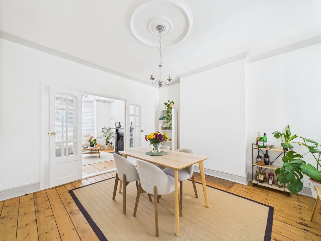 Property photo 3 of 24 Dining Room