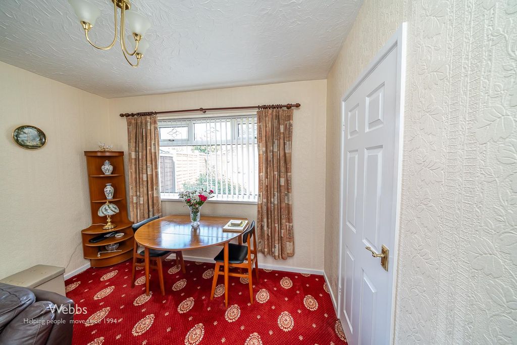 Property photo 3 of 21 Â© Webbs Estate Agents Â© (2 Of 93).Jpg