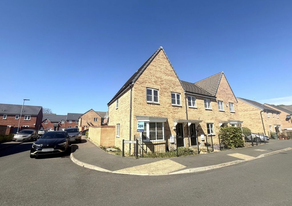 Property photo 1 of 4